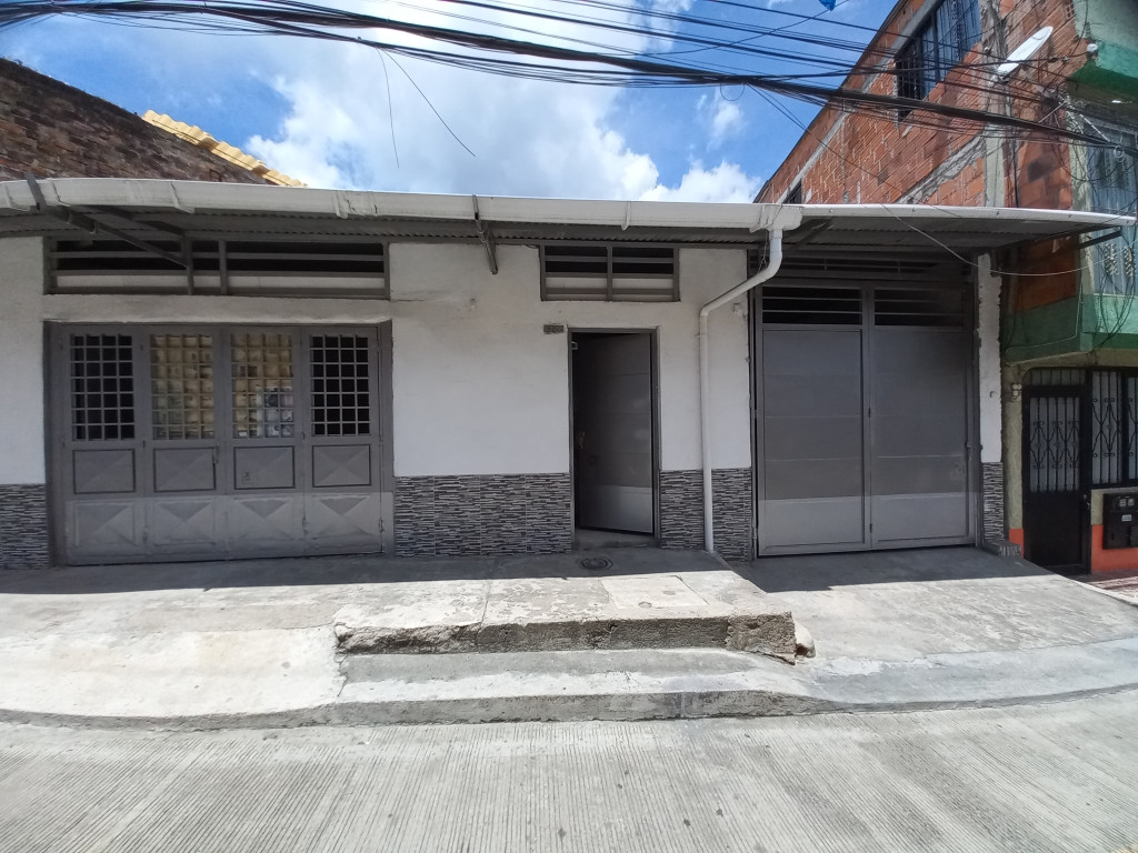 Bodega En Arriendo - Restrepo, Ibagué