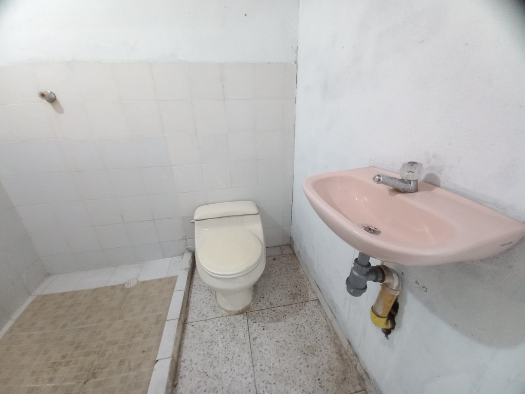 Bodega En Arriendo - Restrepo, Ibagué