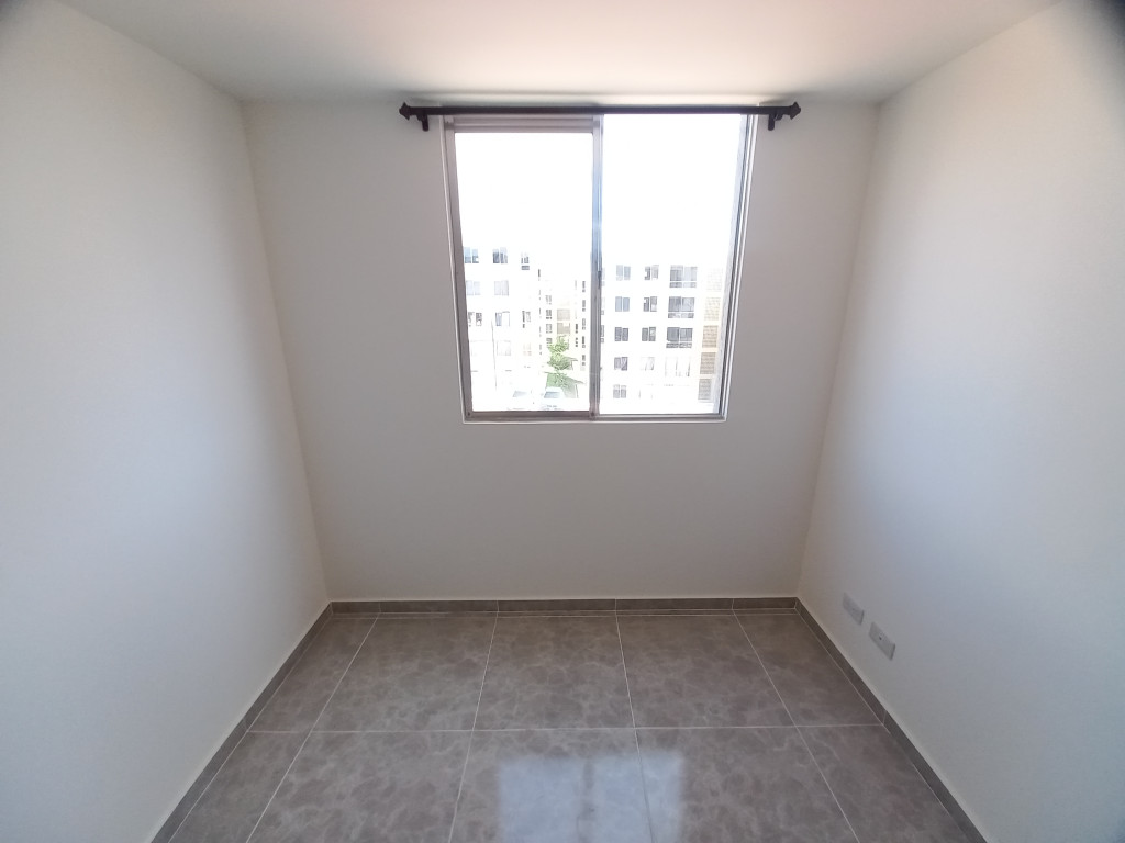 Apartamento En Arriendo - C.r Escarlata Piso 3 Sin Ascensor, Ibagué