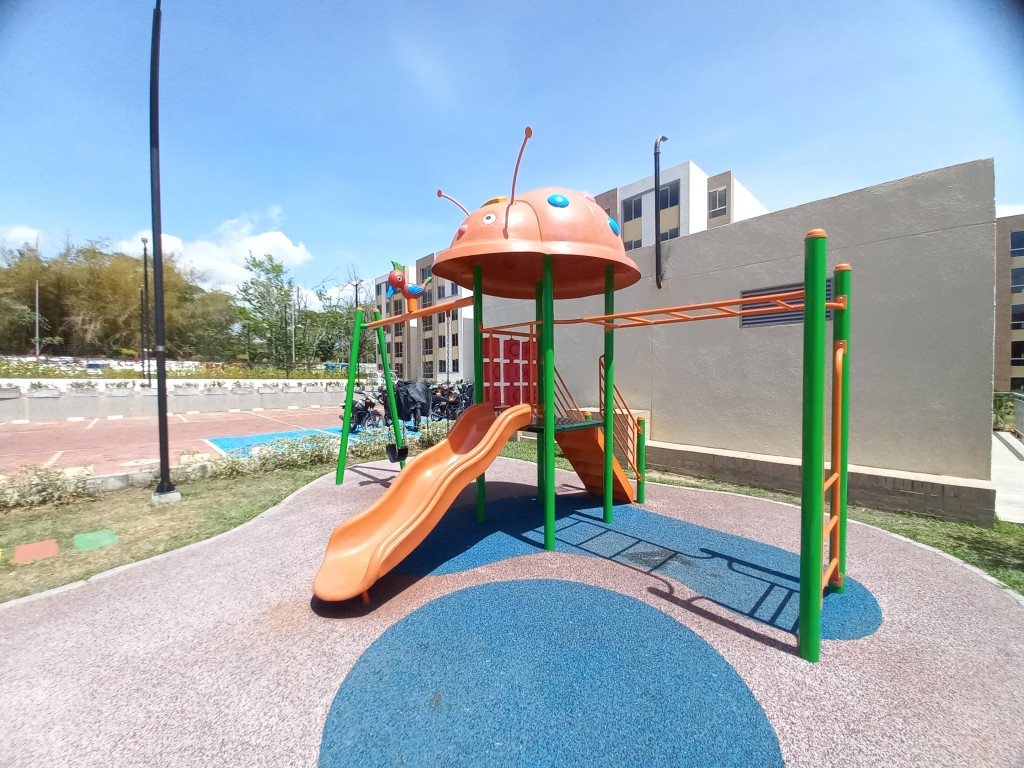 Apartamento En Arriendo - C.r Escarlata Piso 3 Sin Ascensor, Ibagué