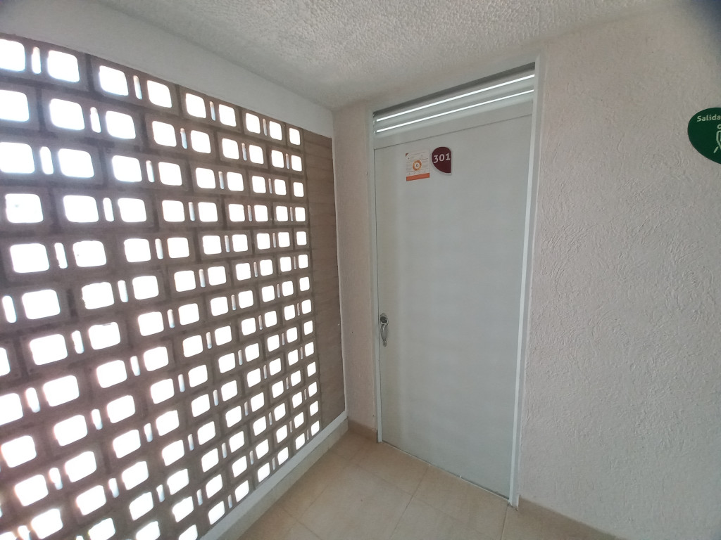 Apartamento En Arriendo - C.r Escarlata Piso 3 Sin Ascensor, Ibagué
