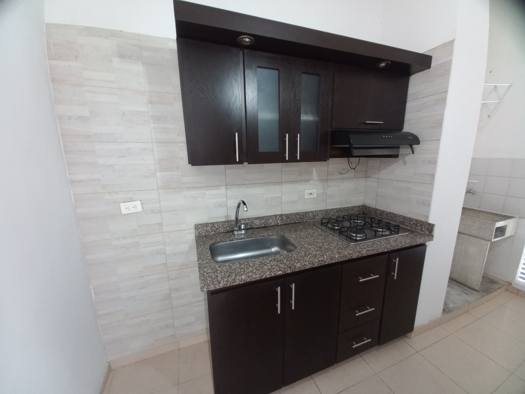 Apartamento En Arriendo - C.r Parque Central Piso 5 Sin Ascensor, Ibagué