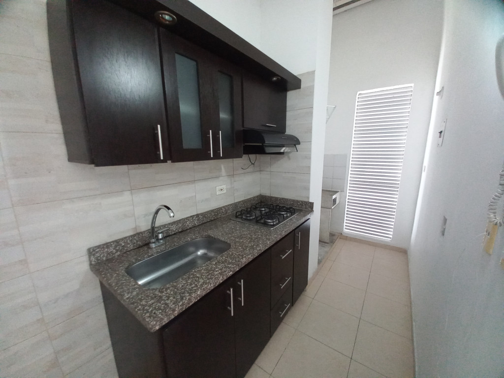 Apartamento En Arriendo - C.r Parque Central Piso 5 Sin Ascensor, Ibagué