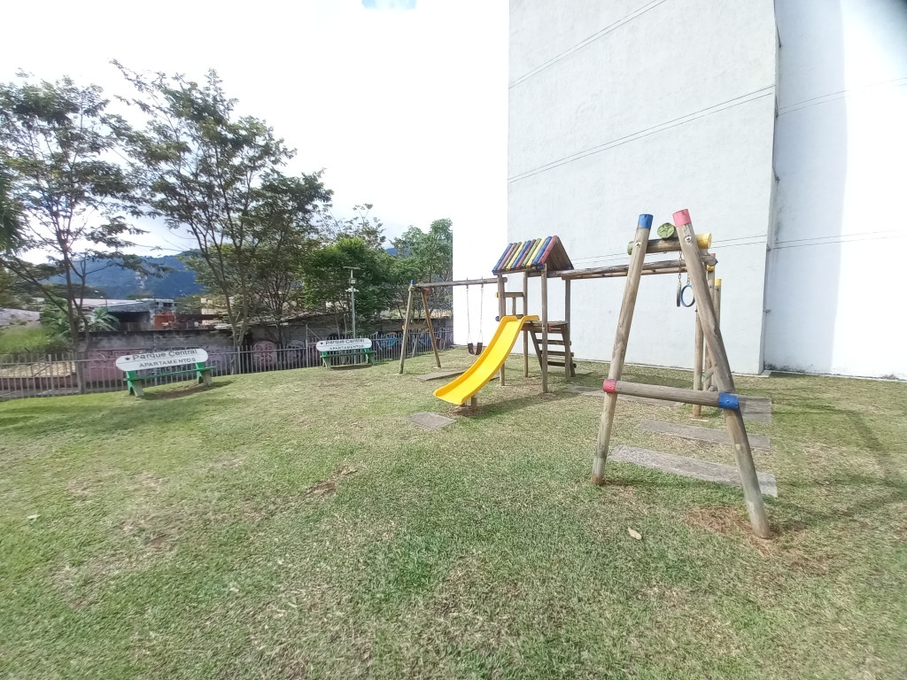 Apartamento En Arriendo - C.r Parque Central Piso 5 Sin Ascensor, Ibagué