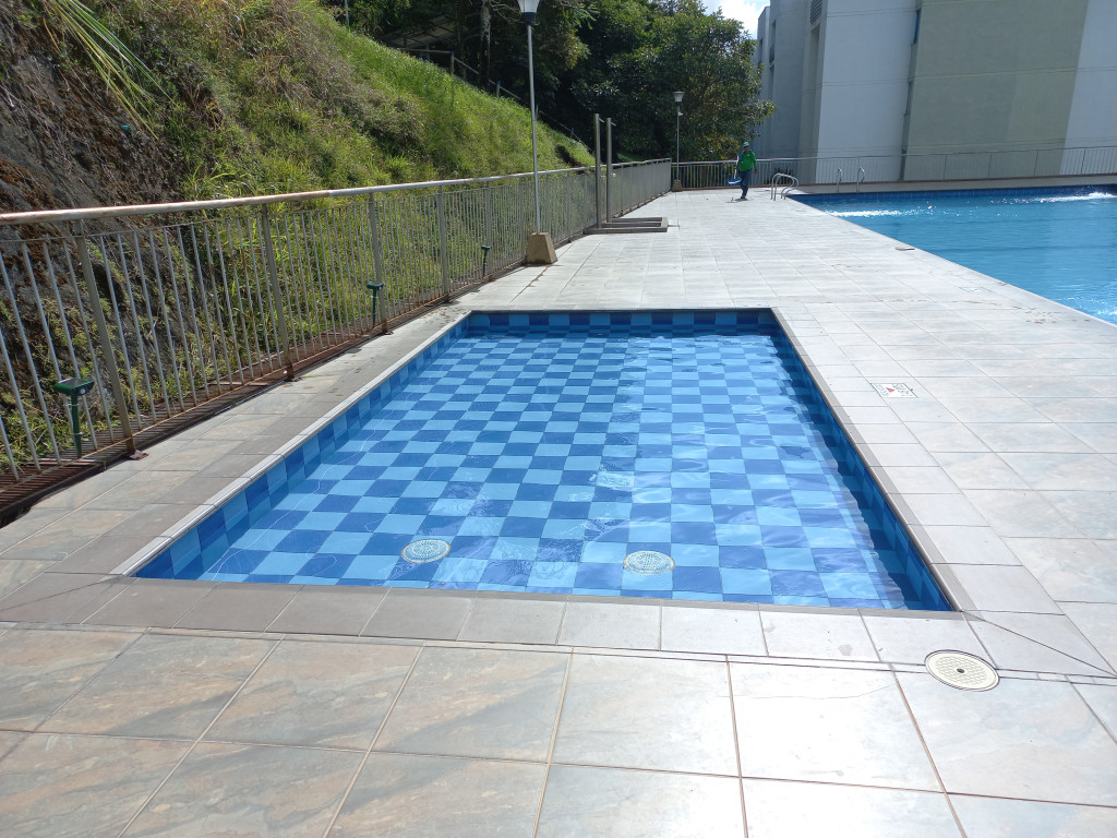 Apartamento En Arriendo - C.r Parque Central Piso 5 Sin Ascensor, Ibagué