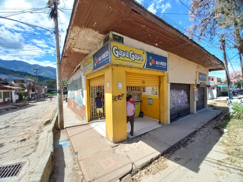 Casa En Venta - Montecarlo, Ibagué