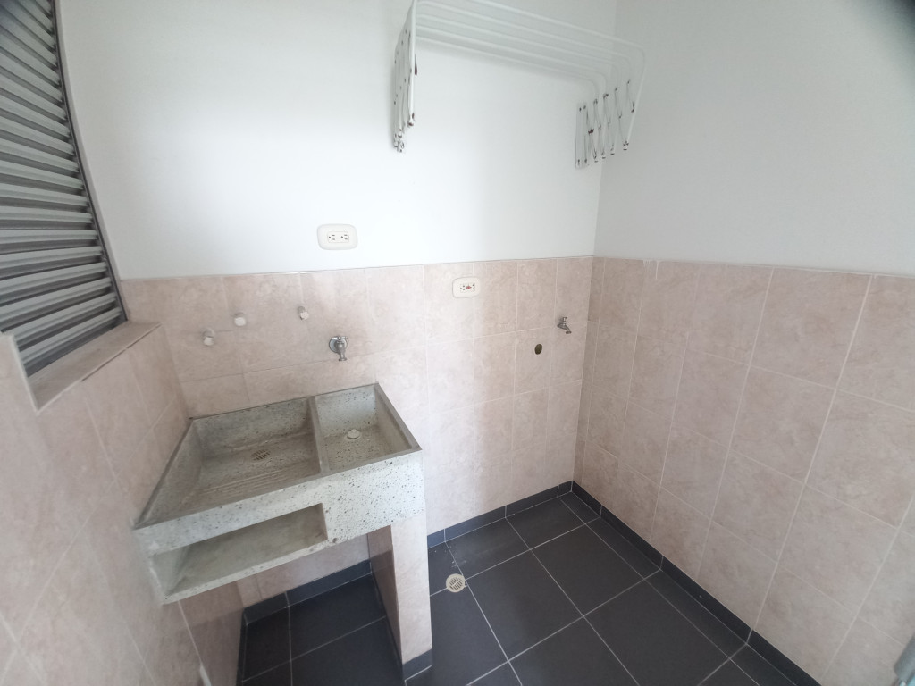 Apartamento En Venta - Conjunto Residencial Treviso Piso 5 Sin Ascensor, Ibagué