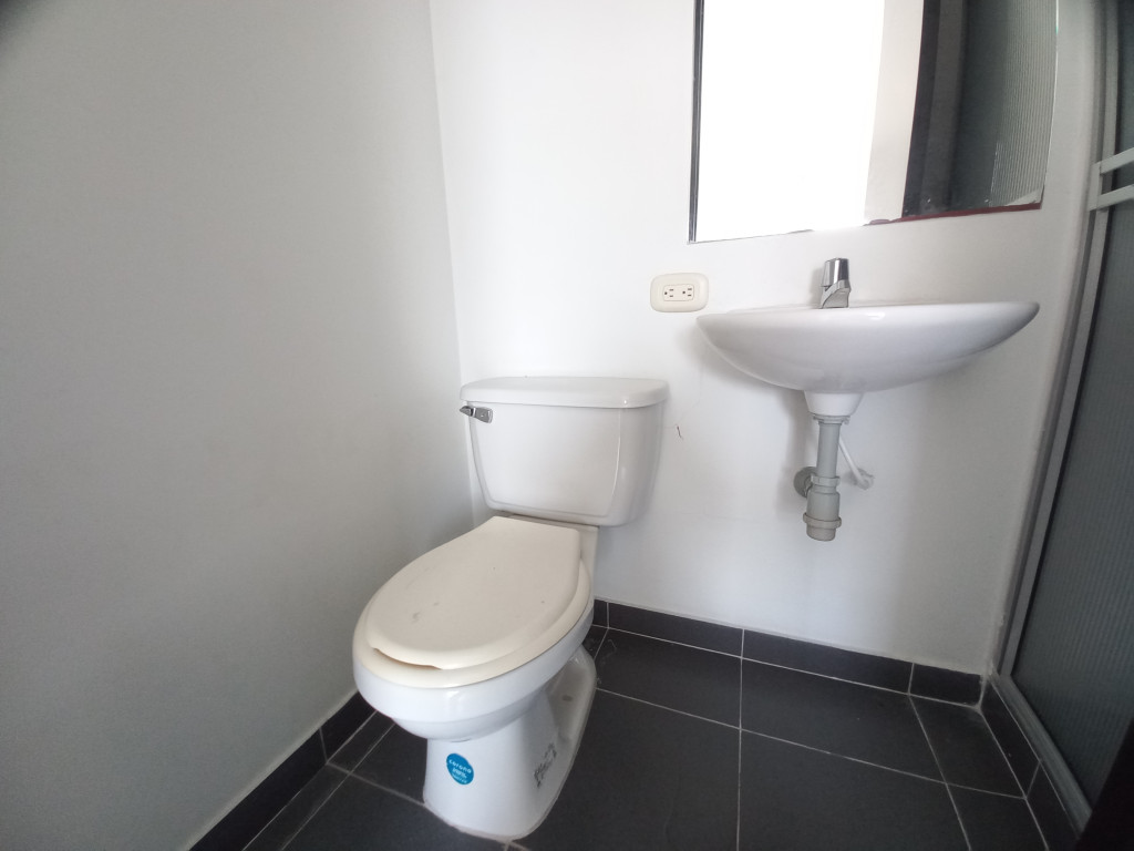 Apartamento En Venta - Conjunto Residencial Treviso Piso 5 Sin Ascensor, Ibagué
