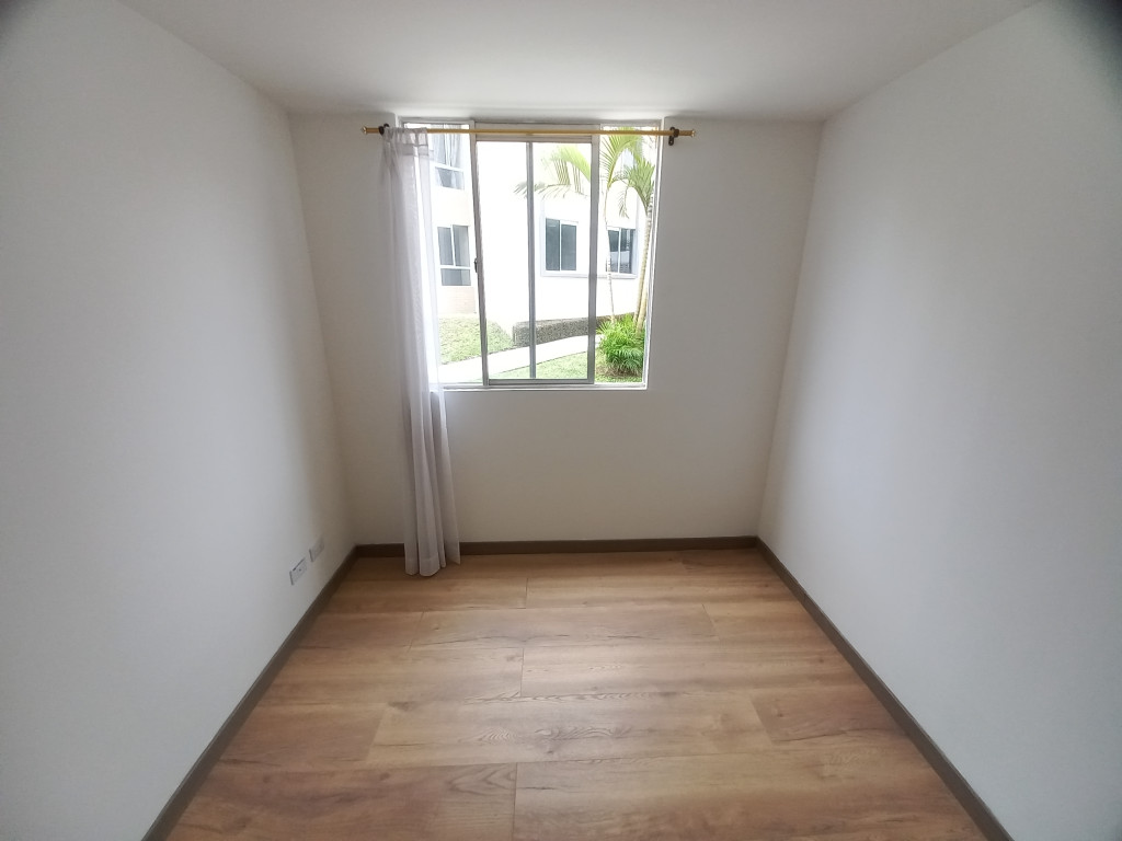 Apartamento En Arriendo - C.r Escarlata Piso 1 Sin Ascensor, Ibagué