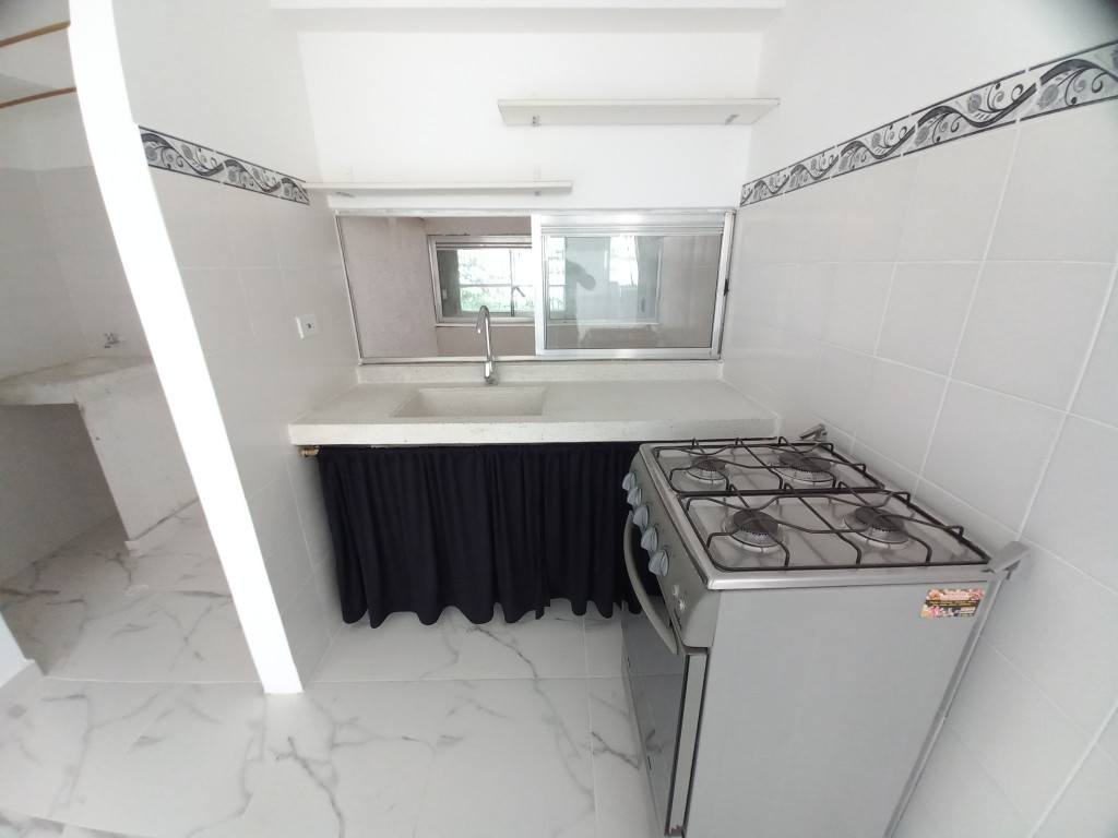 Apartamento En Arriendo - C.r Escarlata Piso 1 Sin Ascensor, Ibagué