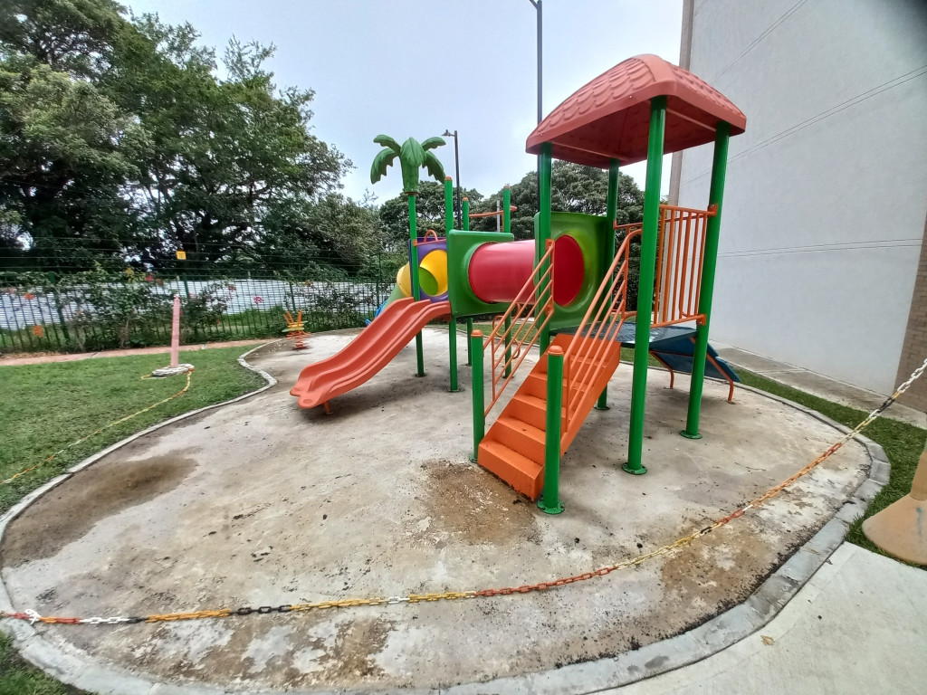 Apartamento En Arriendo - C.r Escarlata Piso 1 Sin Ascensor, Ibagué