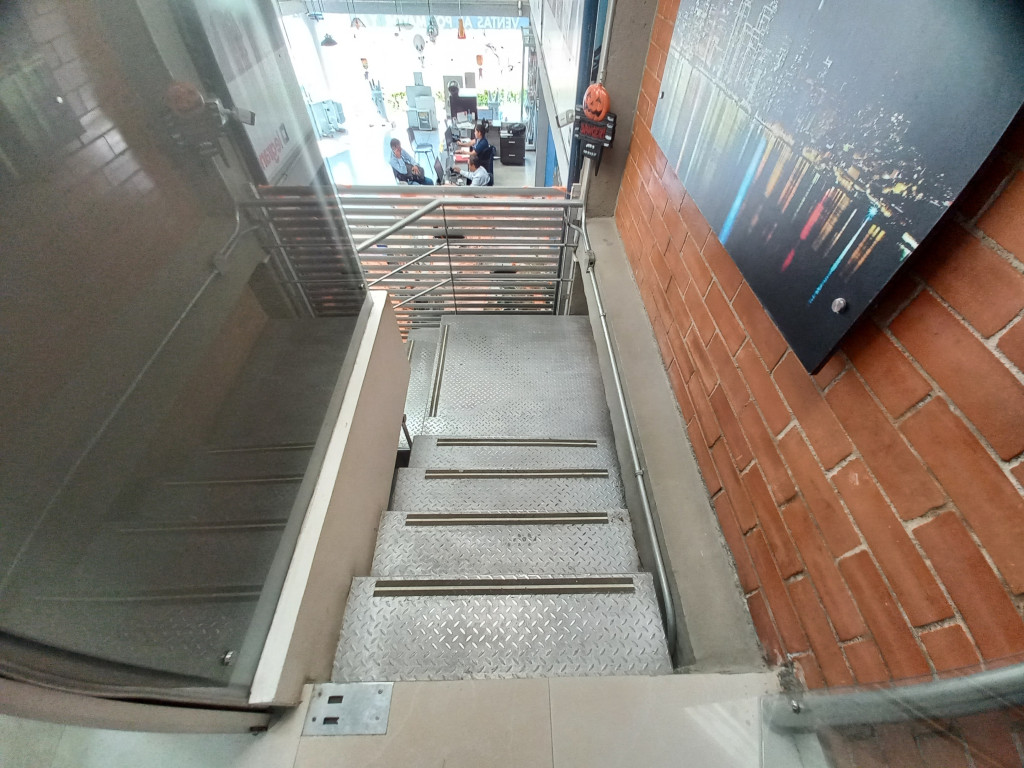 Bodega En Venta - Zona Industrial El Papayo, Ibagué