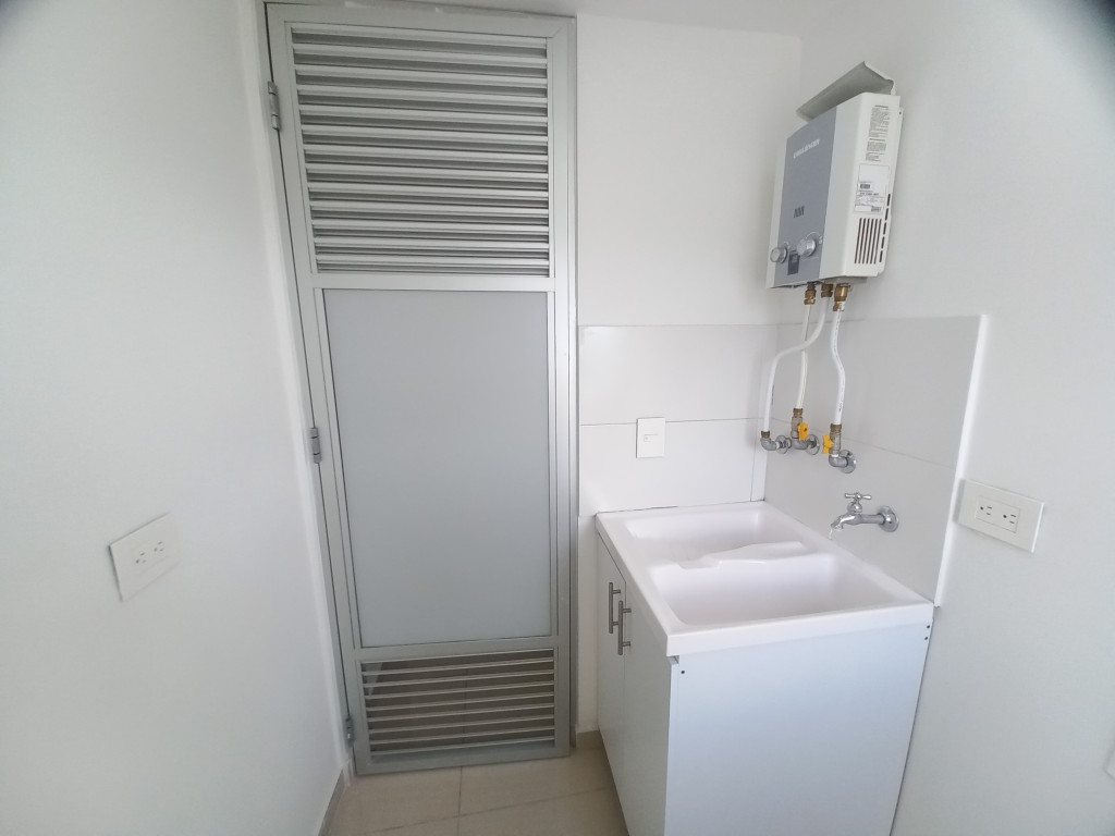 Apartamento En Arriendo - Edificio Infinity Piso 17, Ibagué