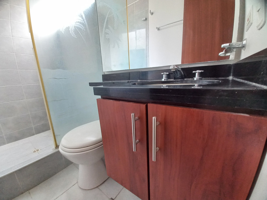 Apartamento En Arriendo - C.r Alameda  Piso 4 Sin Ascensor, Ibagué
