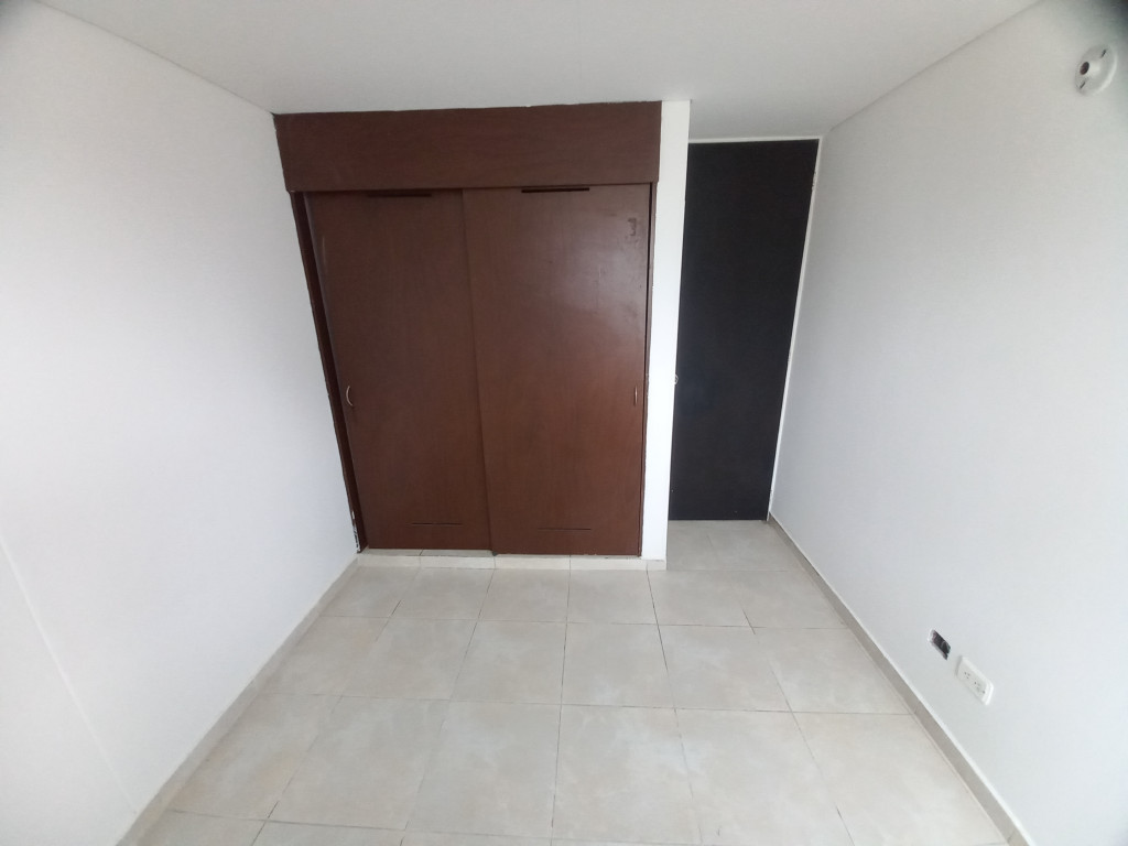 Apartamento En Arriendo - C.r Alameda  Piso 4 Sin Ascensor, Ibagué