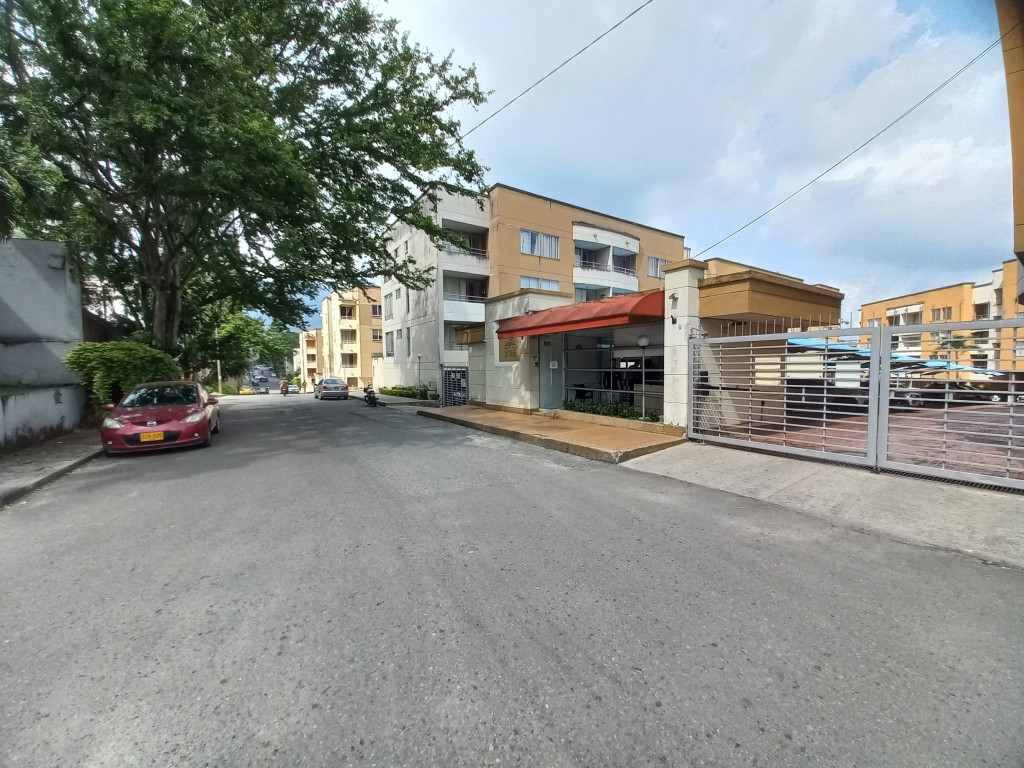 Apartamento En Arriendo - C.r Alameda  Piso 4 Sin Ascensor, Ibagué