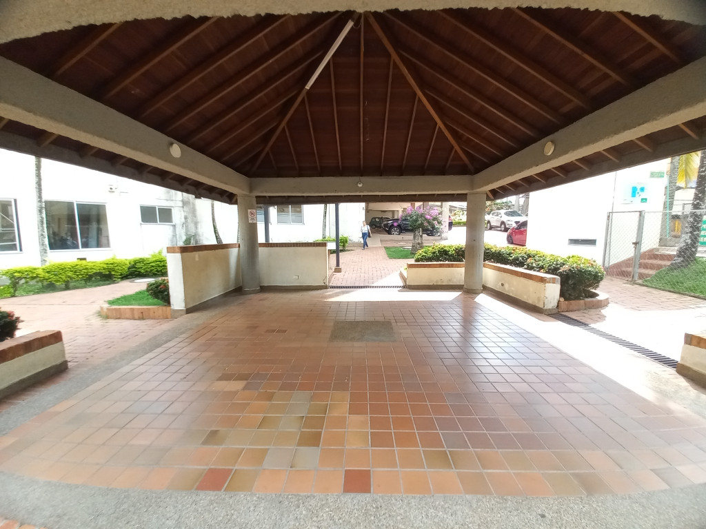 Apartamento En Arriendo - C.r Alameda  Piso 4 Sin Ascensor, Ibagué