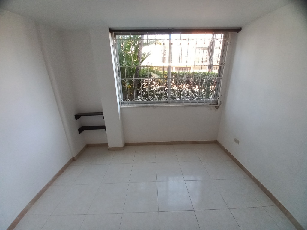 Apartamento En Arriendo - Edificio Torres Del Bosque Ii Piso 1 Sin Ascen, Ibagué