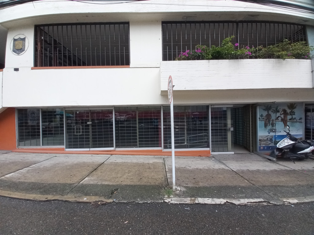 Local En Arriendo - Centro- Circulo De Ibague, Ibagué