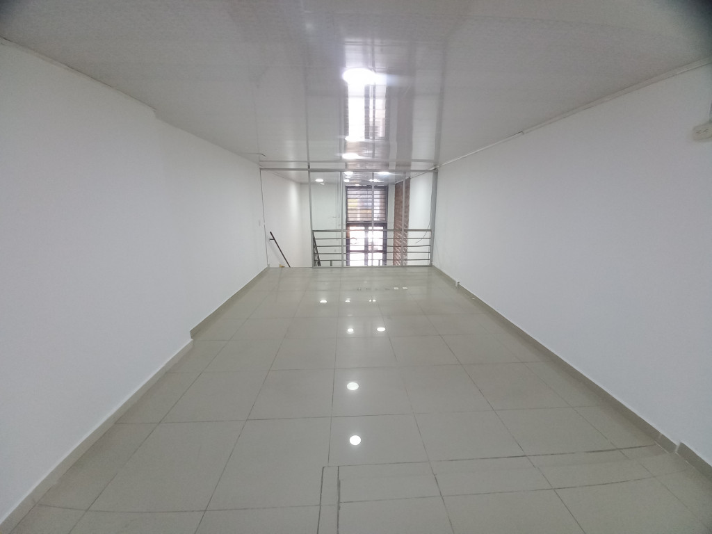 Local En Arriendo - Centro- Circulo De  Ibague, Ibagué