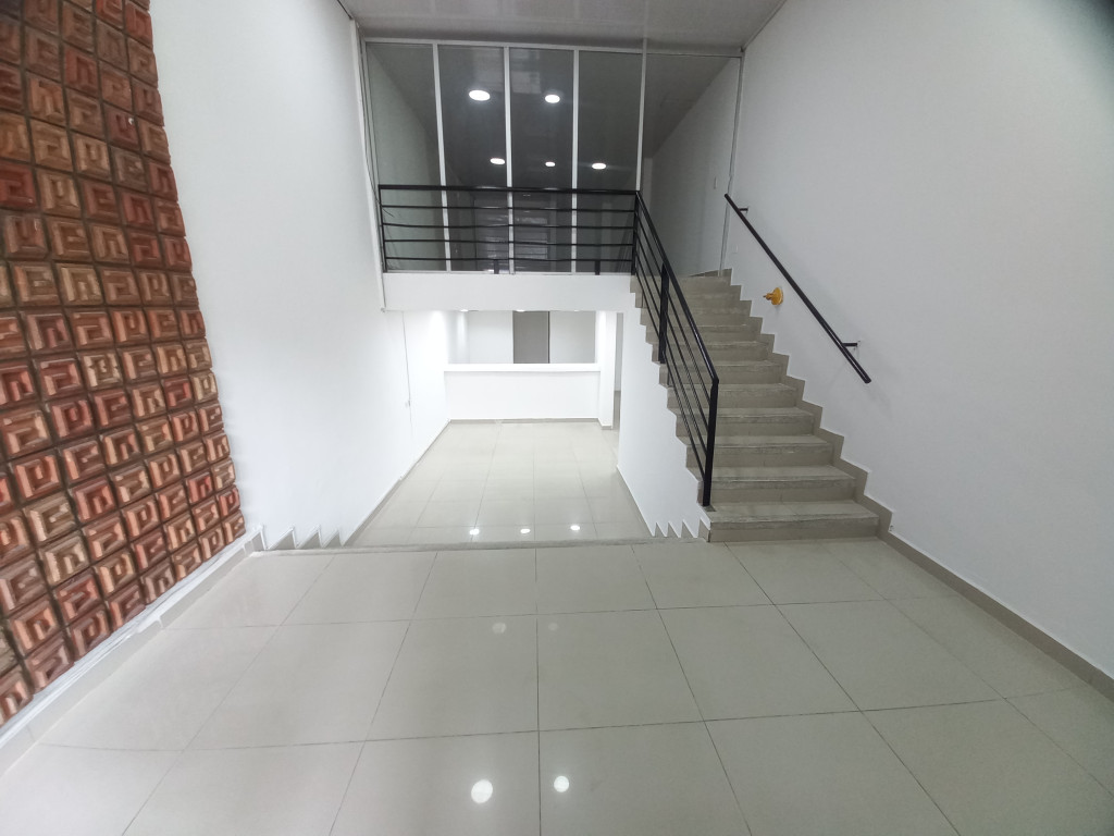 Local En Arriendo - Centro- Circulo De  Ibague, Ibagué