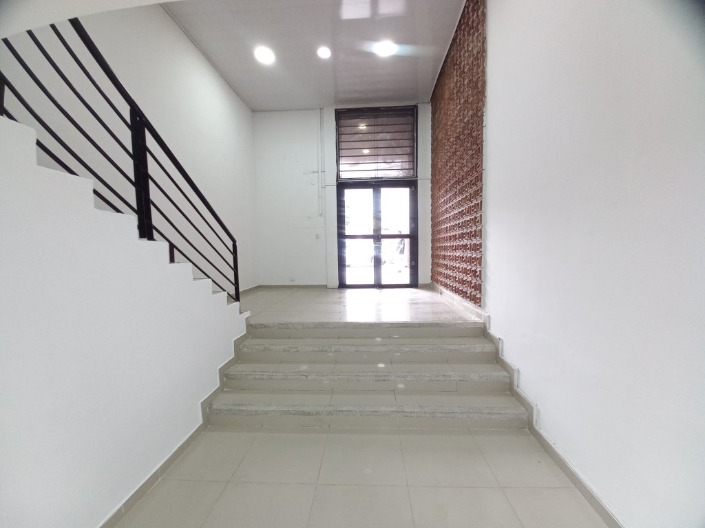 Local En Arriendo - Centro- Circulo De  Ibague, Ibagué