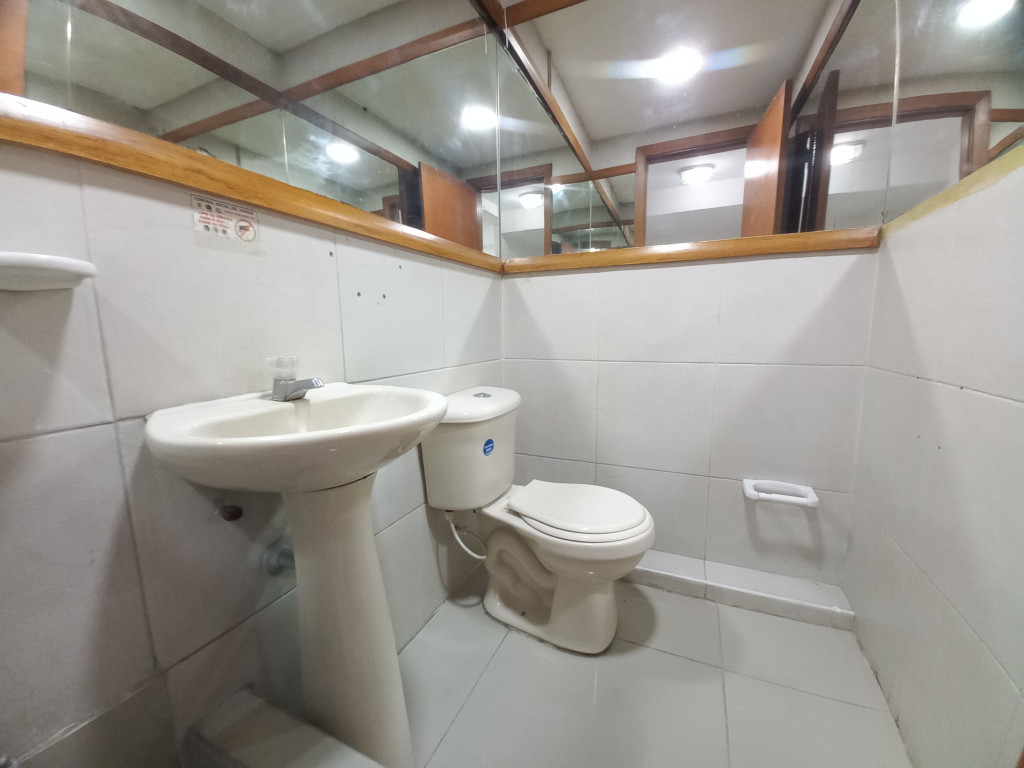 Local En Arriendo - Centro- Circulo De  Ibague, Ibagué