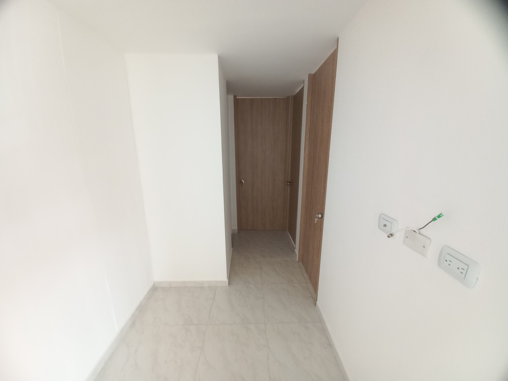 Apartamento En Arriendo - C. R  Valle Lindo Piso 4, Ibagué