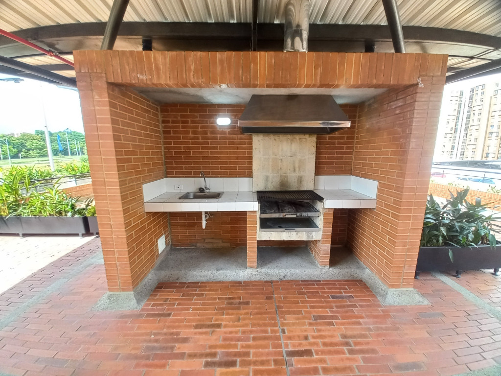 Apartamento En Arriendo - C. R  Valle Lindo Piso 4, Ibagué