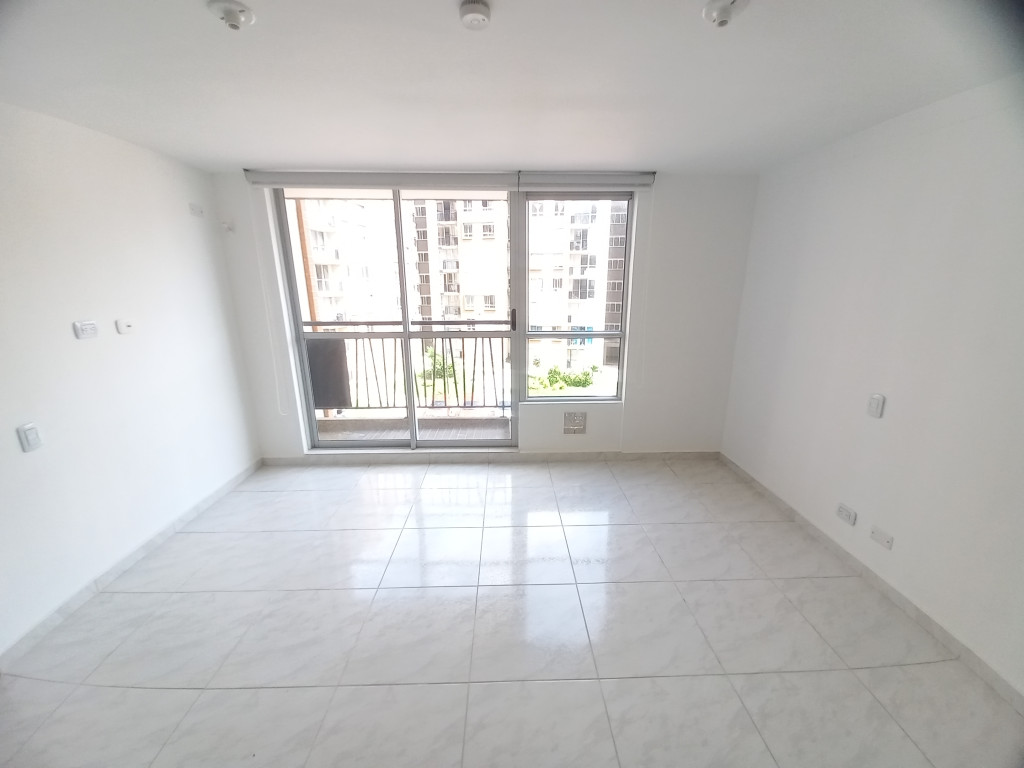 Apartamento En Arriendo - C. R  Valle Lindo Piso 4, Ibagué