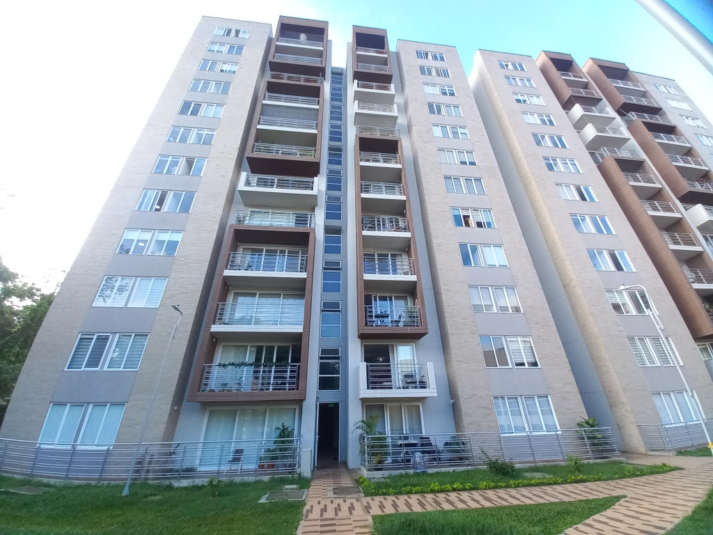 Apartamento En Arriendo - C.r Bosque De San Ángel Piso 8, Ibagué