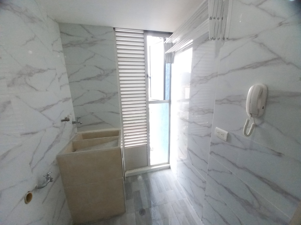 Apartamento En Arriendo - Conjunto Tempus 49 Piso 19, Ibagué