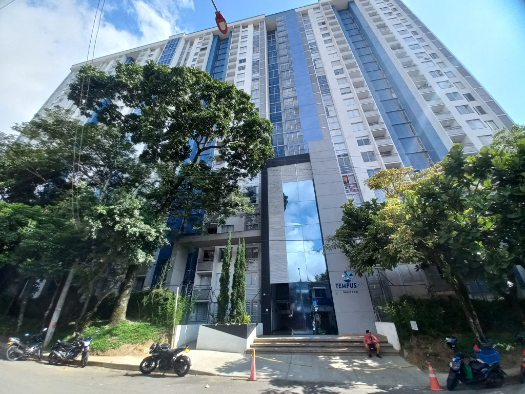 Apartamento En Arriendo - Conjunto Tempus 49 Piso 19, Ibagué