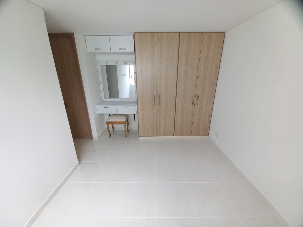 Apartamento En Arriendo - Conjunto Residencial Alminar Samoa Piso 12, Ibagué