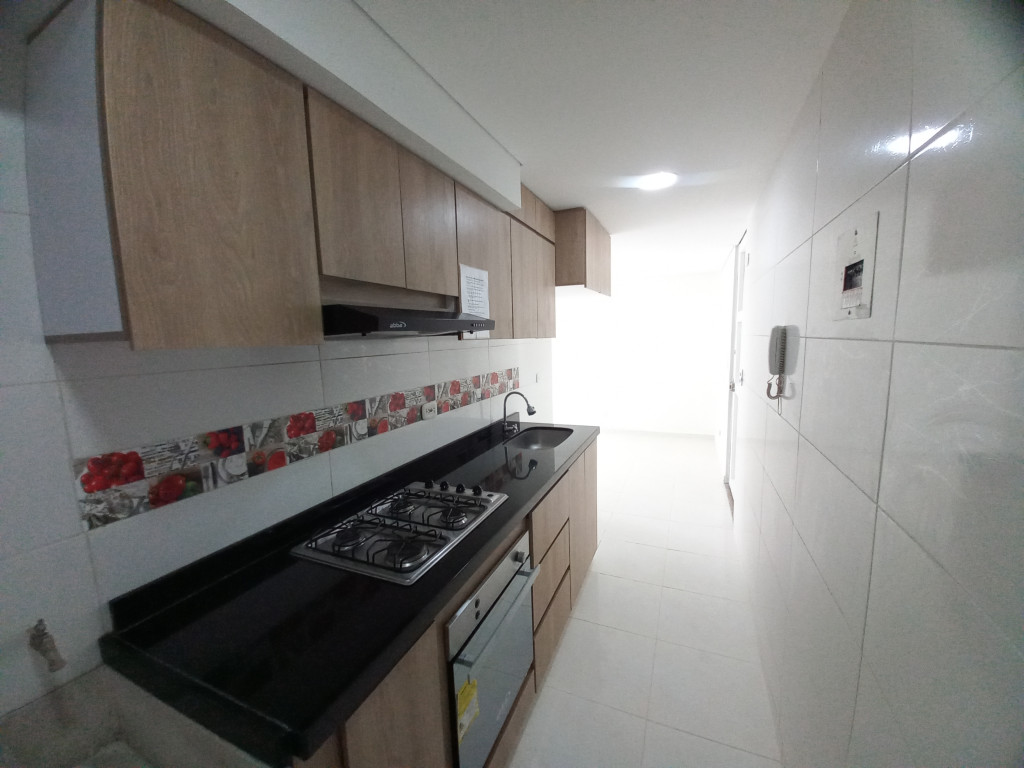 Apartamento En Arriendo - Conjunto Residencial Alminar Samoa Piso 12, Ibagué