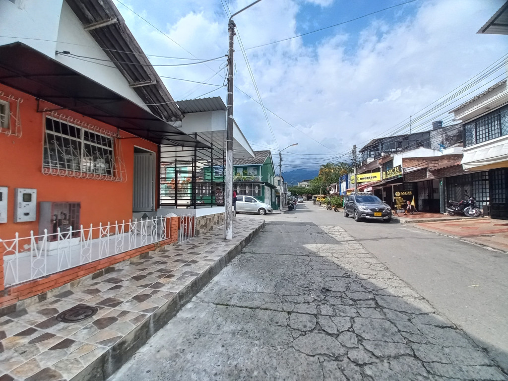 Local En Arriendo - Valparaiso, Ibagué