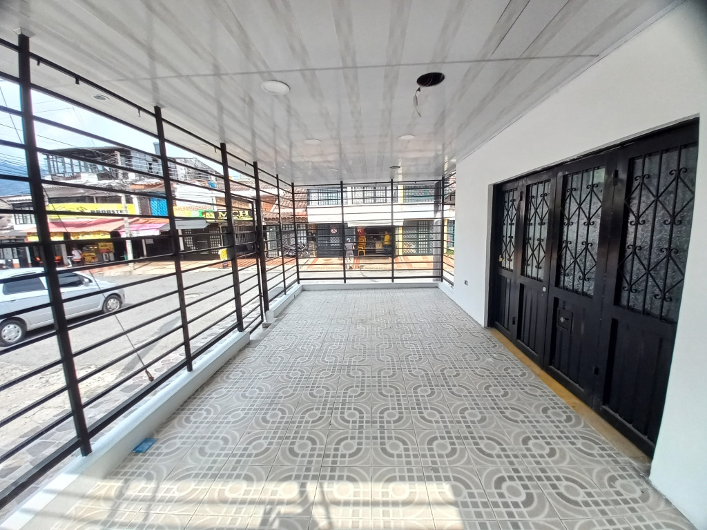 Local En Arriendo - Valparaiso, Ibagué