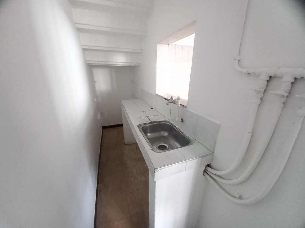 Local En Arriendo - Valparaiso, Ibagué