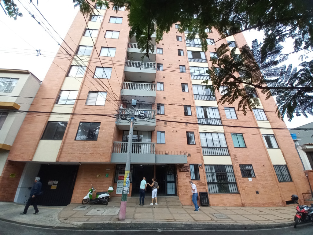 Apartaestudio En Arriendo - Edificio Torreon De La Octava Piso 5, Ibagué