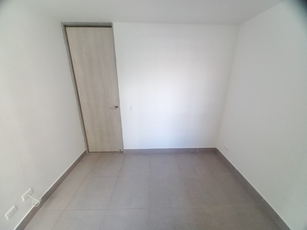 Apartamento En Arriendo - C. R Zona Cinco Piso 3, Ibagué