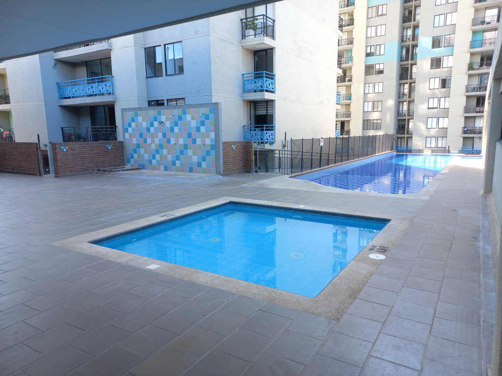 Apartamento En Arriendo - C. R Zona Cinco Piso 3, Ibagué