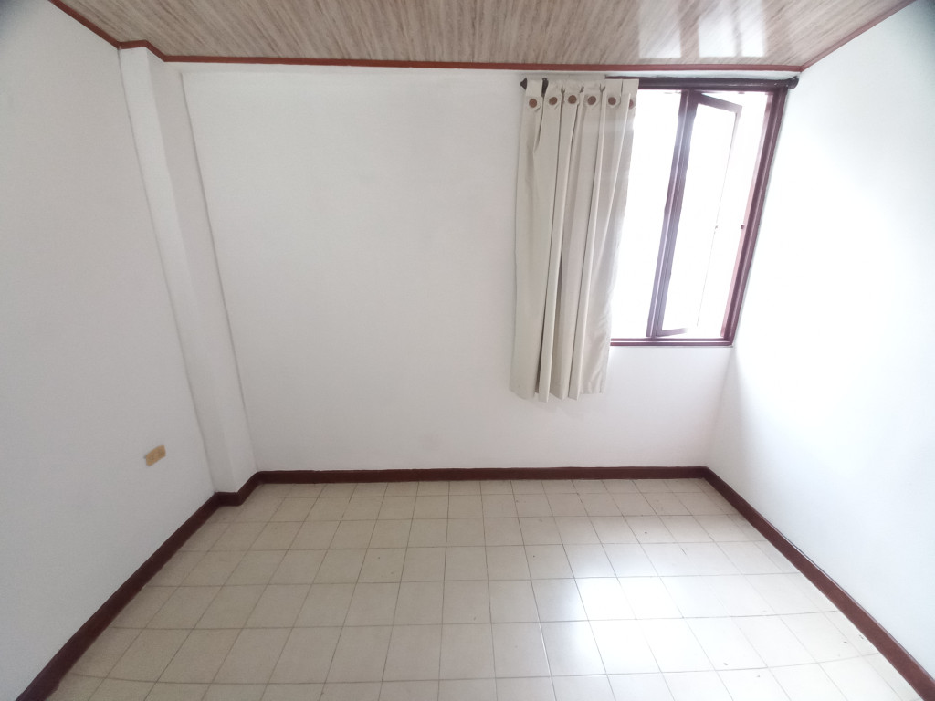 Apartamento En Arriendo - Edificio Multifamiliares La Pola Piso 4, Ibagué