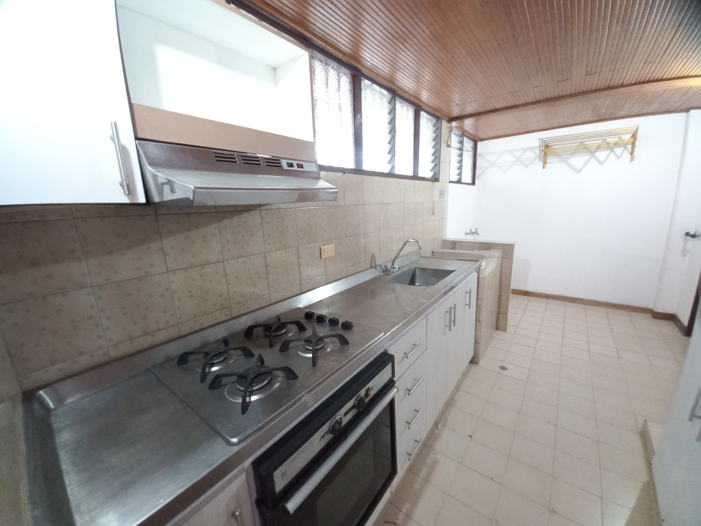 Apartamento En Arriendo - Edificio Multifamiliares La Pola Piso 4, Ibagué