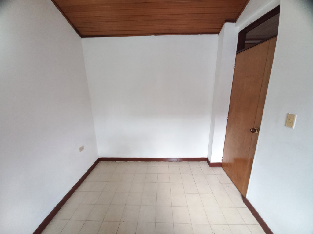Apartamento En Arriendo - Edificio Multifamiliares La Pola Piso 4, Ibagué