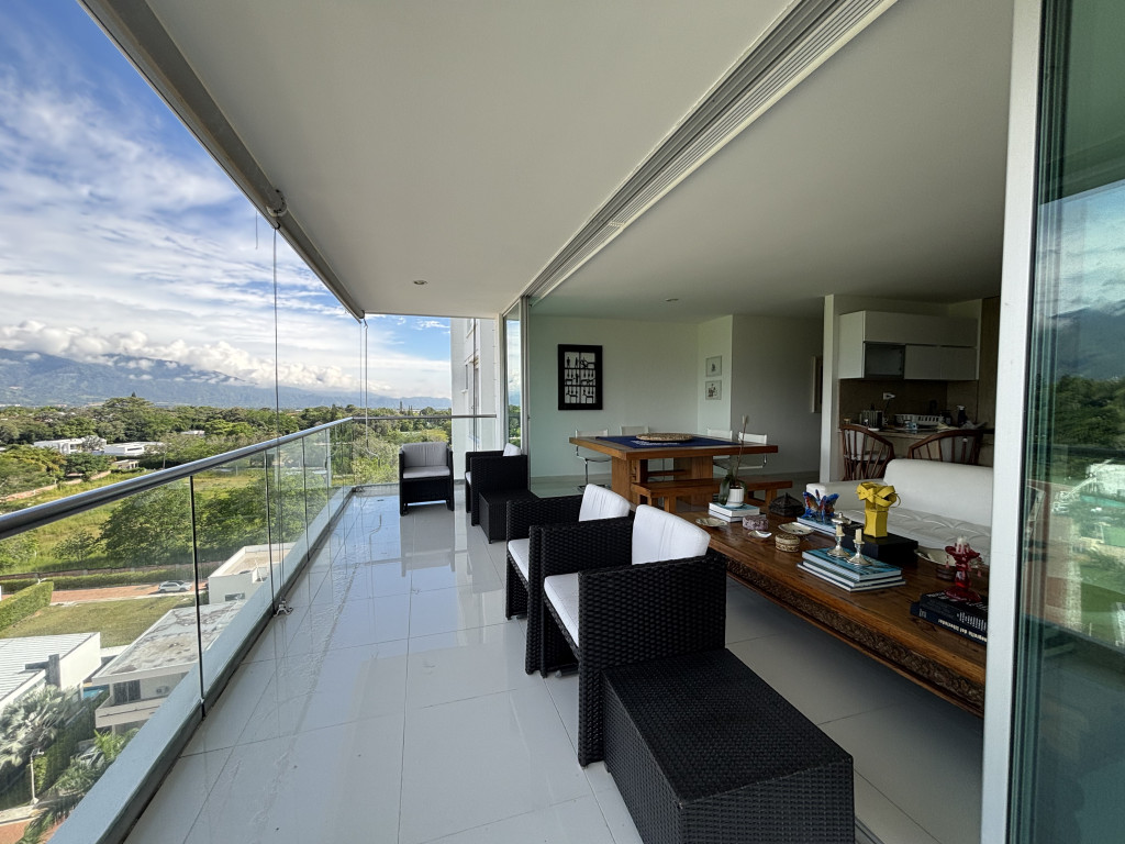 Apartamento En Venta - Conjunto Residencial Golf Club Piso 11, Ibagué