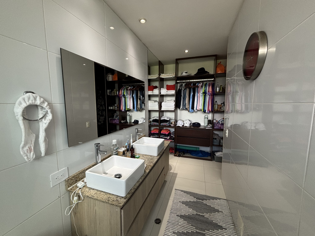 Apartamento En Venta - Conjunto Residencial Golf Club Piso 11, Ibagué