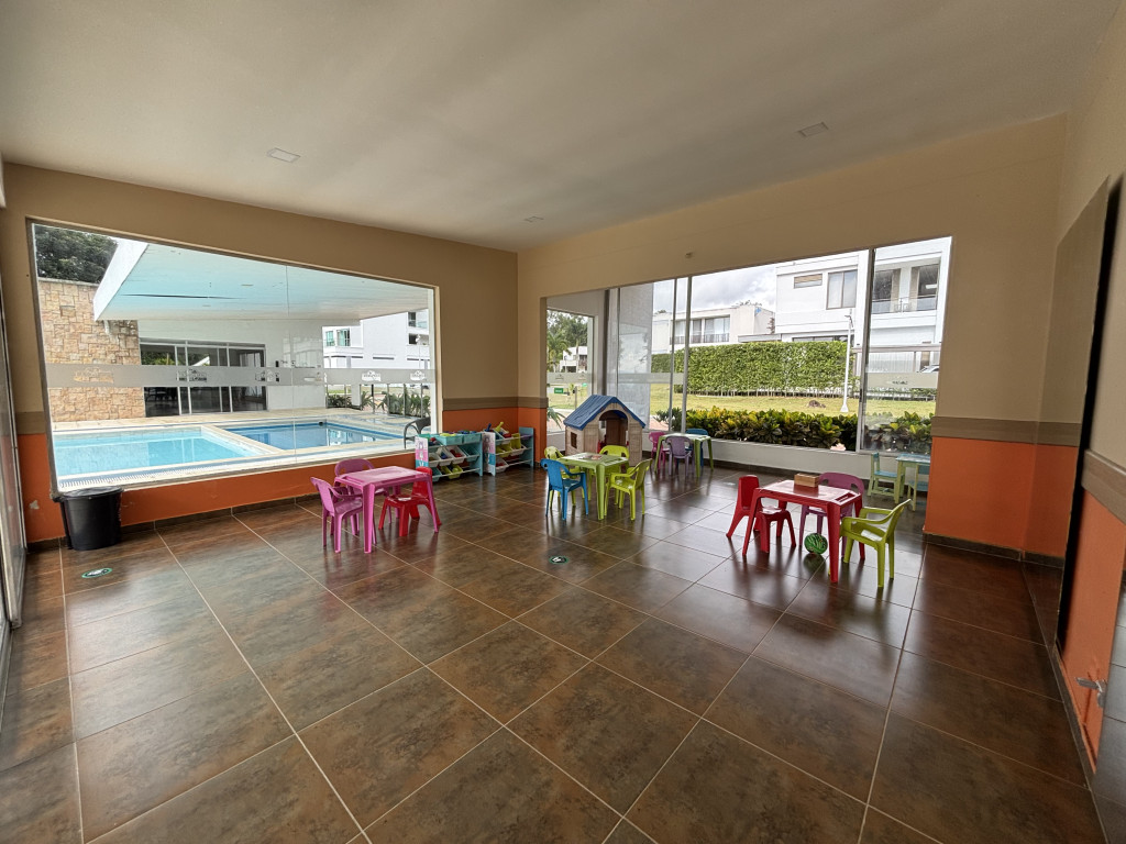 Apartamento En Venta - Conjunto Residencial Golf Club Piso 11, Ibagué