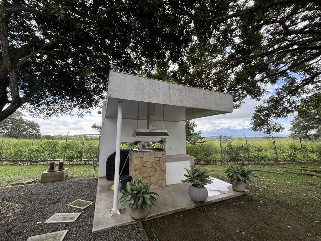 Apartamento En Venta - Conjunto Residencial Golf Club Piso 11, Ibagué