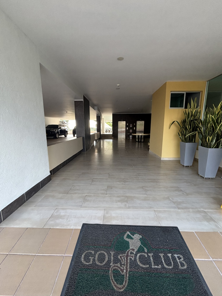 Apartamento En Venta - Conjunto Residencial Golf Club Piso 11, Ibagué
