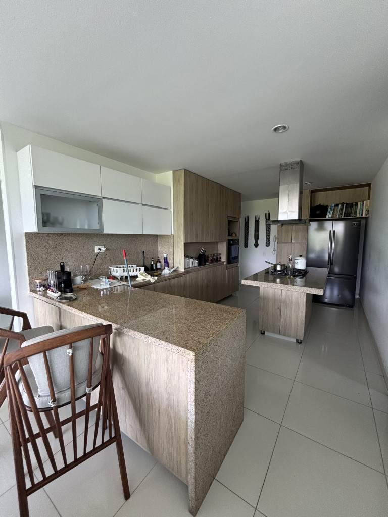 Apartamento En Venta - Conjunto Residencial Golf Club Piso 11, Ibagué